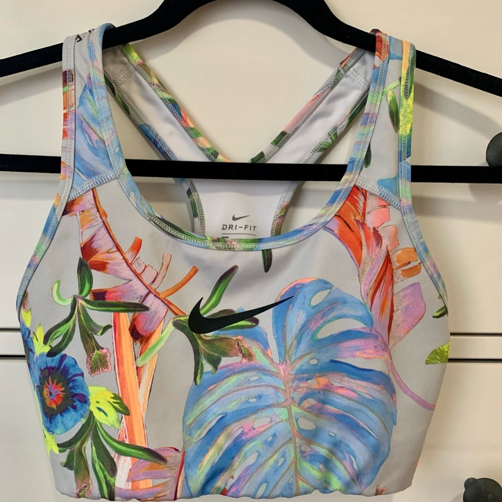 Nike sports bra